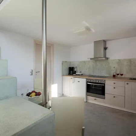 Anemes Aparthotel 2*