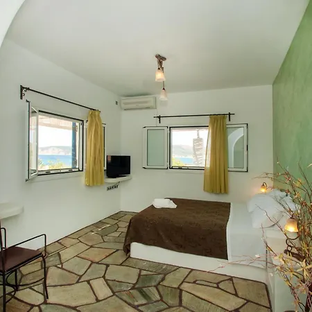 Aparthotel Anemes